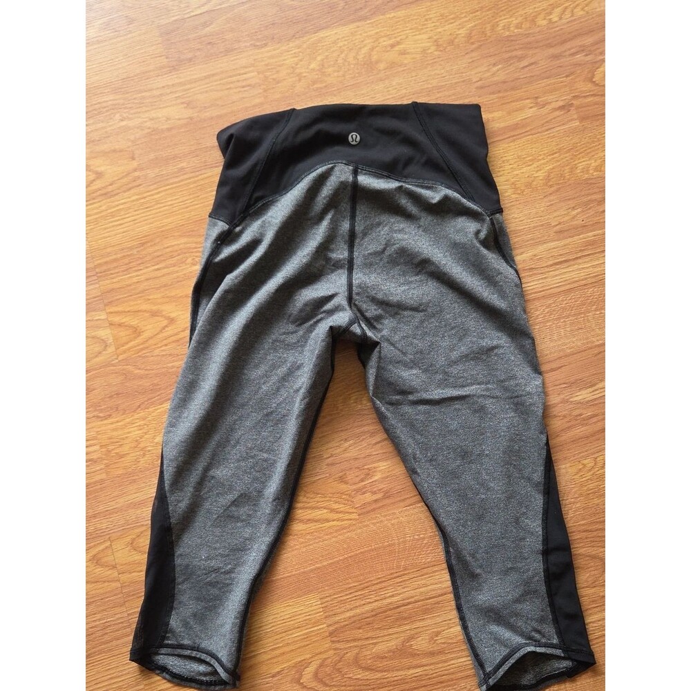 Lululemon Capri Leggings Sz 8 Train Times Crop 17" Heathered Black W6AHVS